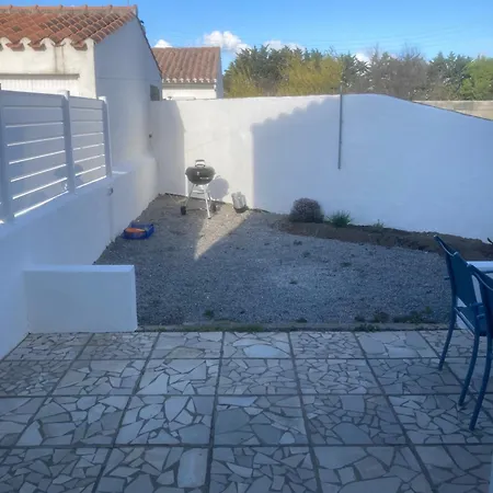 Petite Maison A Proximite Commerces Et * La Guérinière